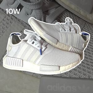 •NEW• Adidas NMD R1 trainers Size 10W / 9M
DEADSTOCK w/ slight discoloration
